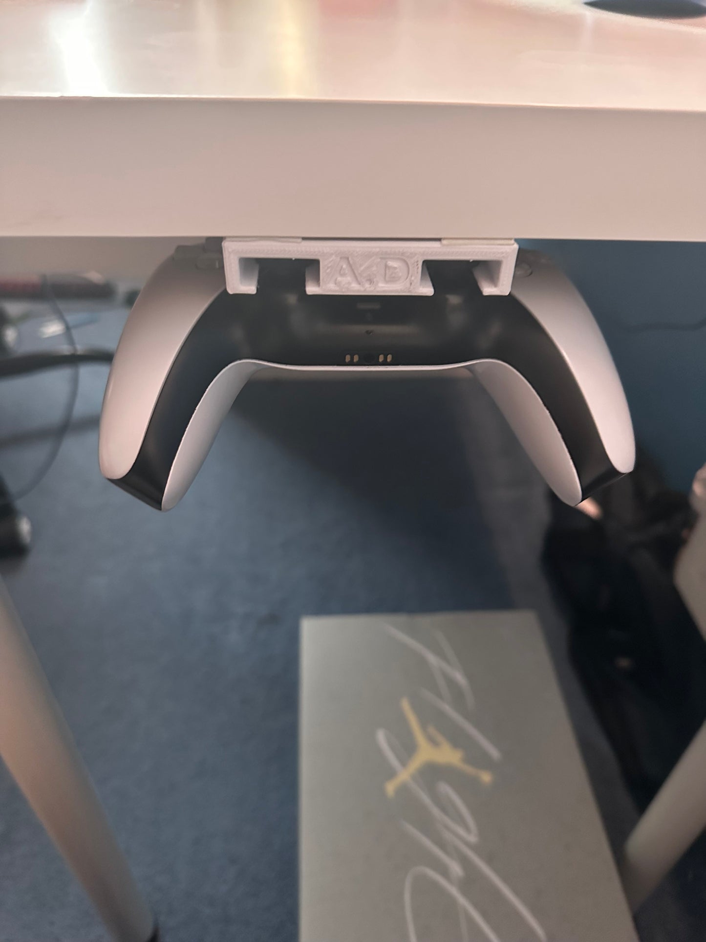 Under Desk Controller Mount I PS4/PS5 and Xbox Controller Mount